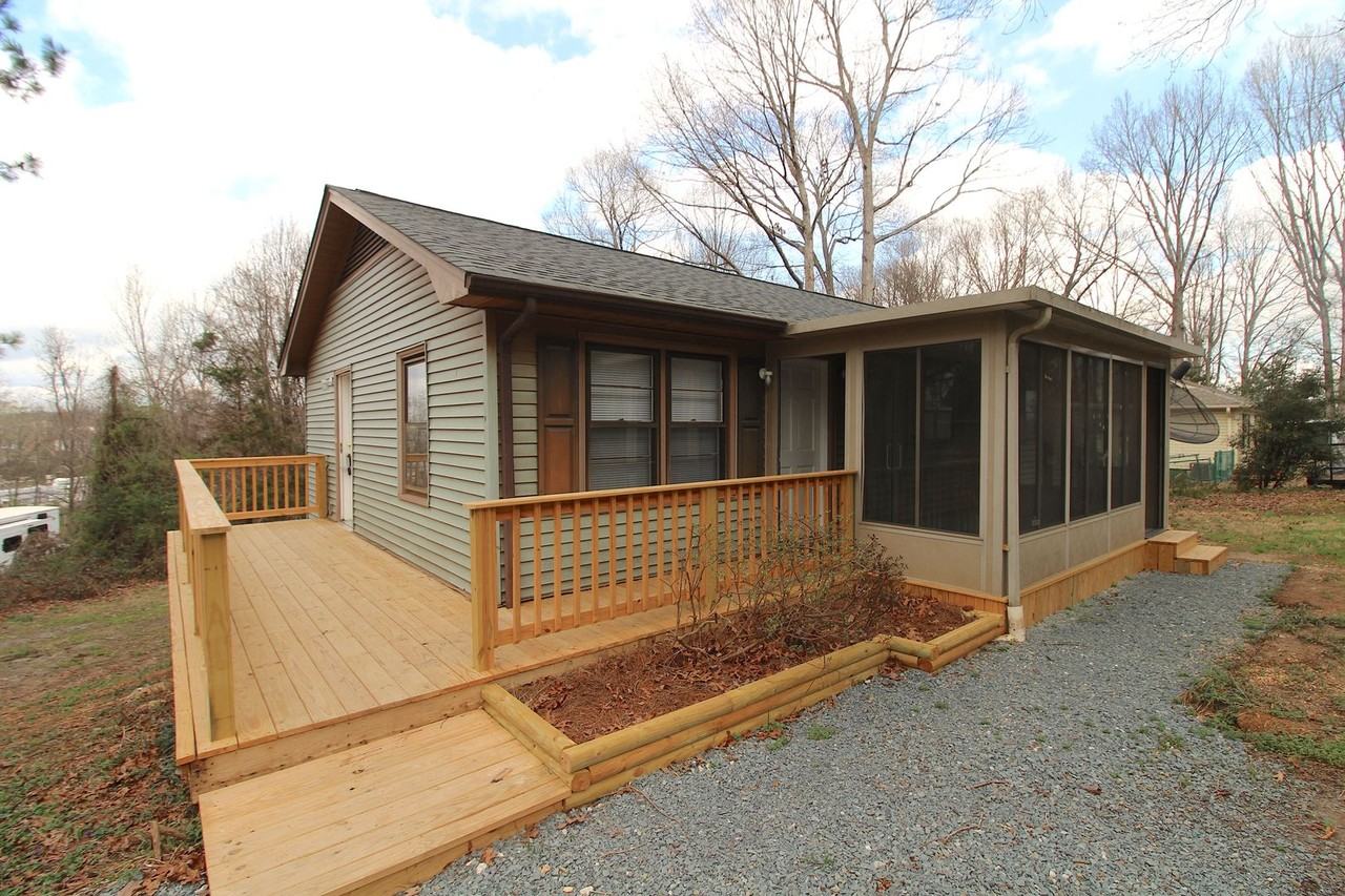 267 Unionville Indian Trail Rd W - Photo 2 of 23