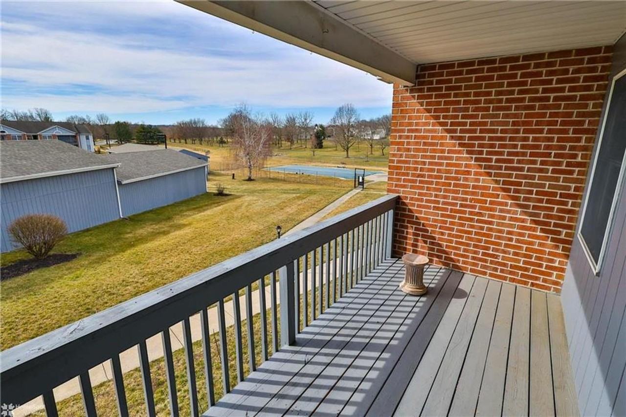 4767 Cheryl Dr - Photo 4 of 17