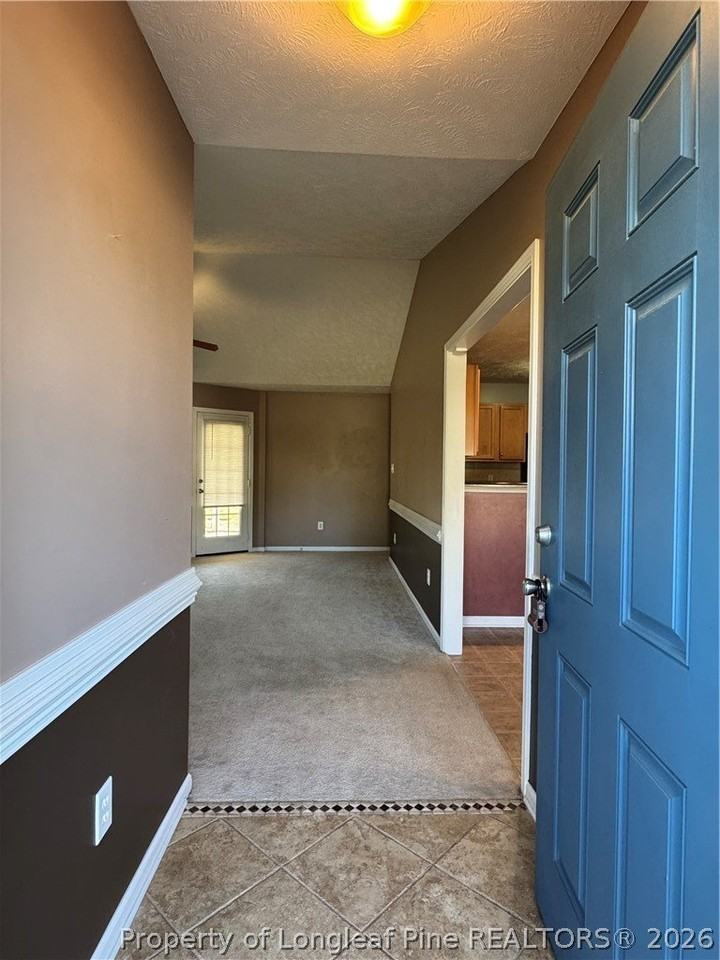 245 Wood Valley Ln - Photo 7 of 39