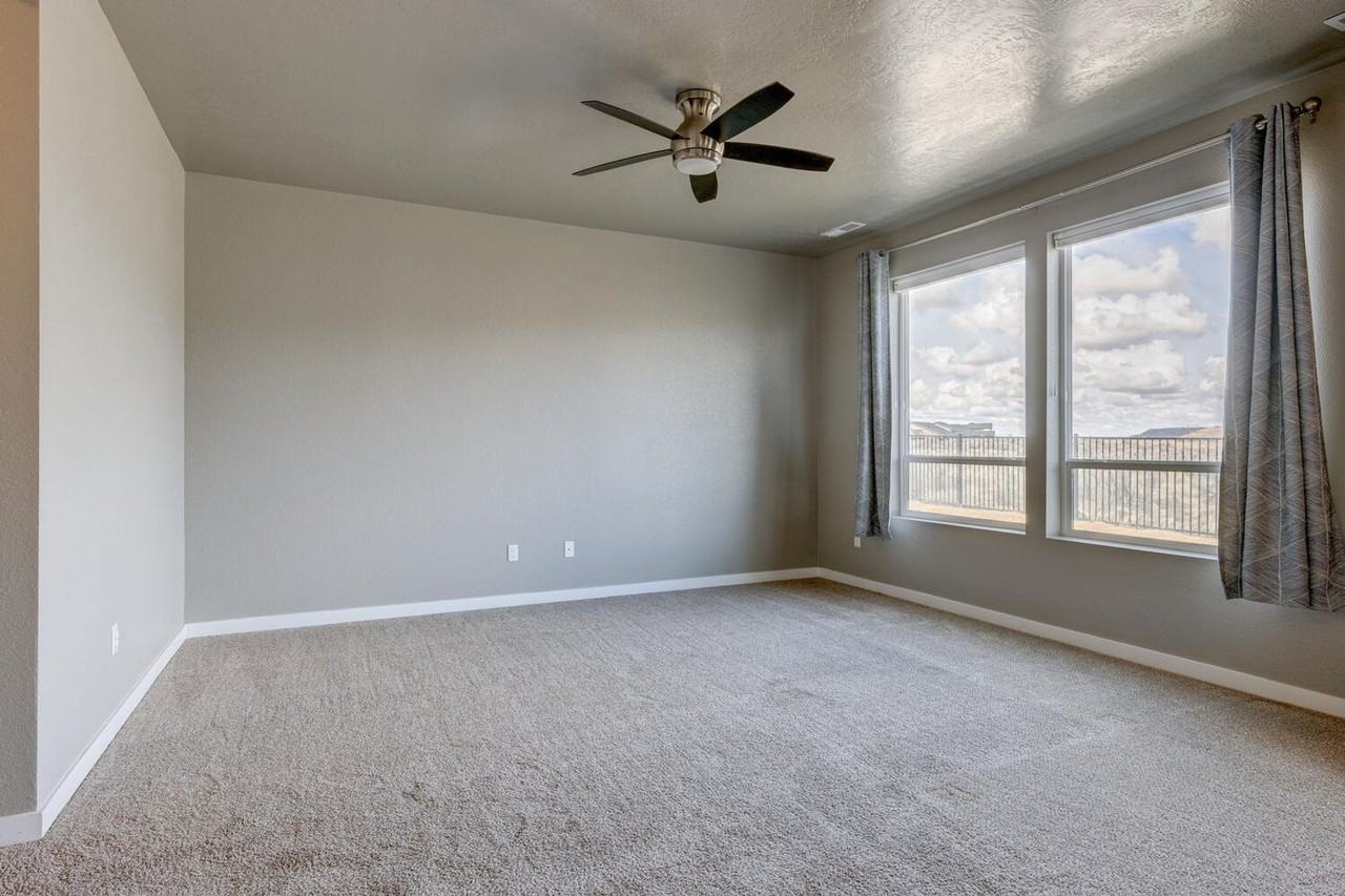 7144 E Farewell Bend Ct - Photo 6 of 30