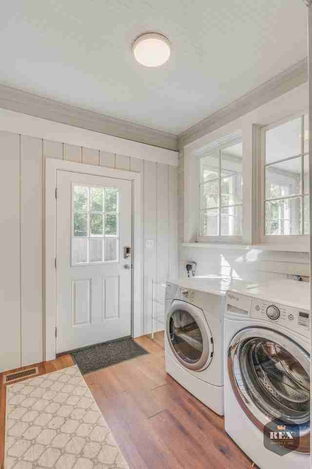 2140 Central Ave - Photo 5 of 30