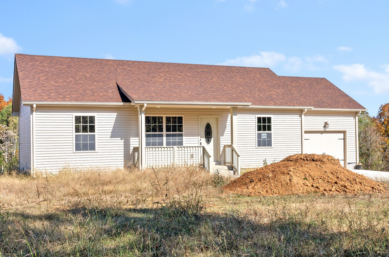 829 Southside Rd - Photo 5 of 24