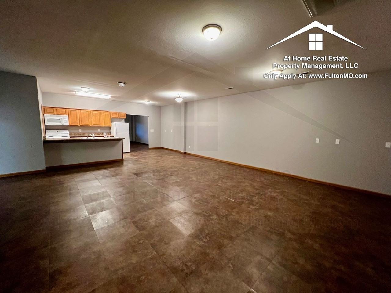 2606 N Bluff St - Photo 4 of 13