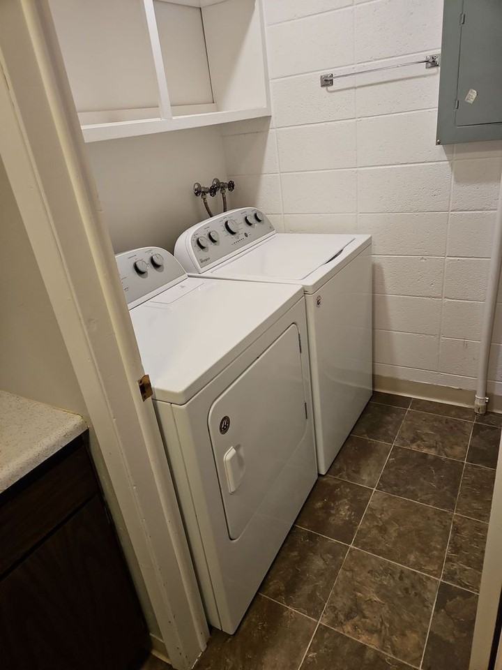 240 E Colorado Ave - Photo 6 of 6