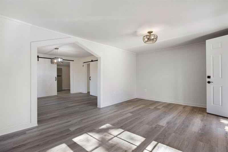 24 Ironbelt Rd - Photo 6 of 35