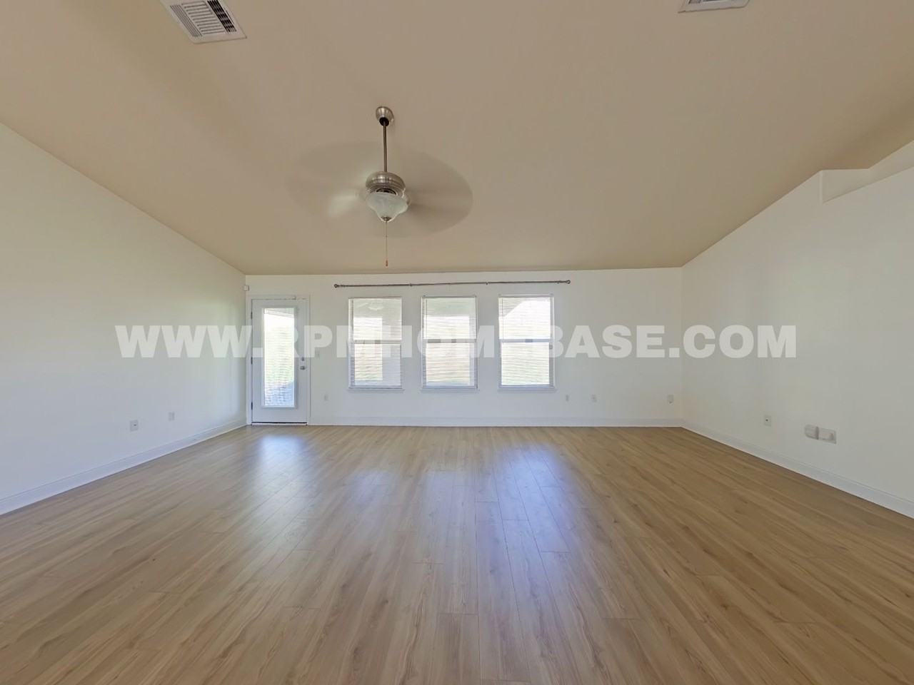 416 Triton St - Photo 6 of 22