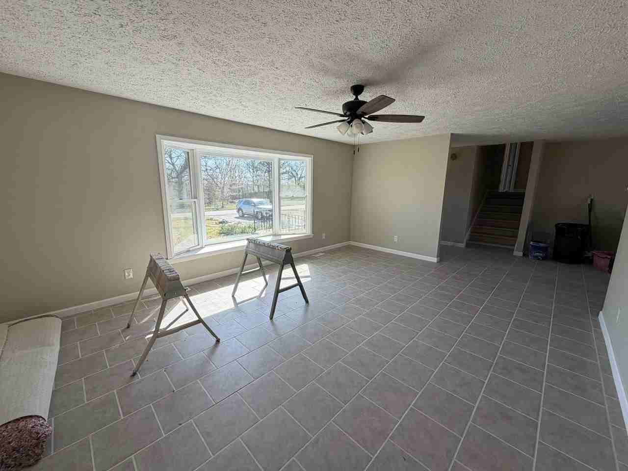 19485 Salina Rd - Photo 4 of 15