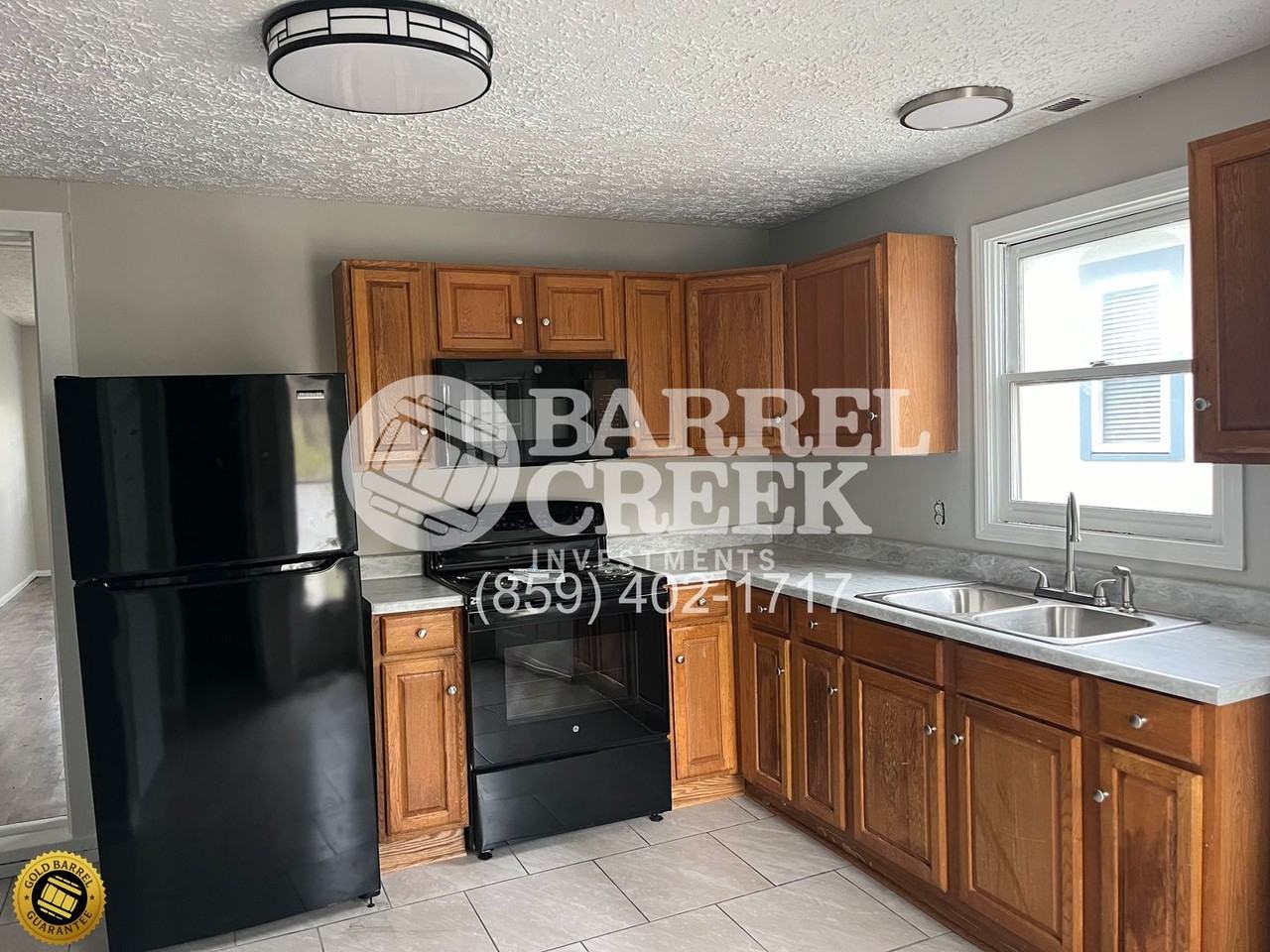 413 Perryville St - Photo 3 of 9