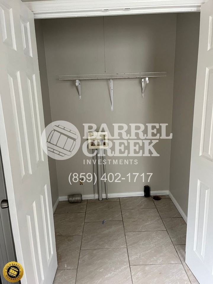 413 Perryville St - Photo 7 of 9