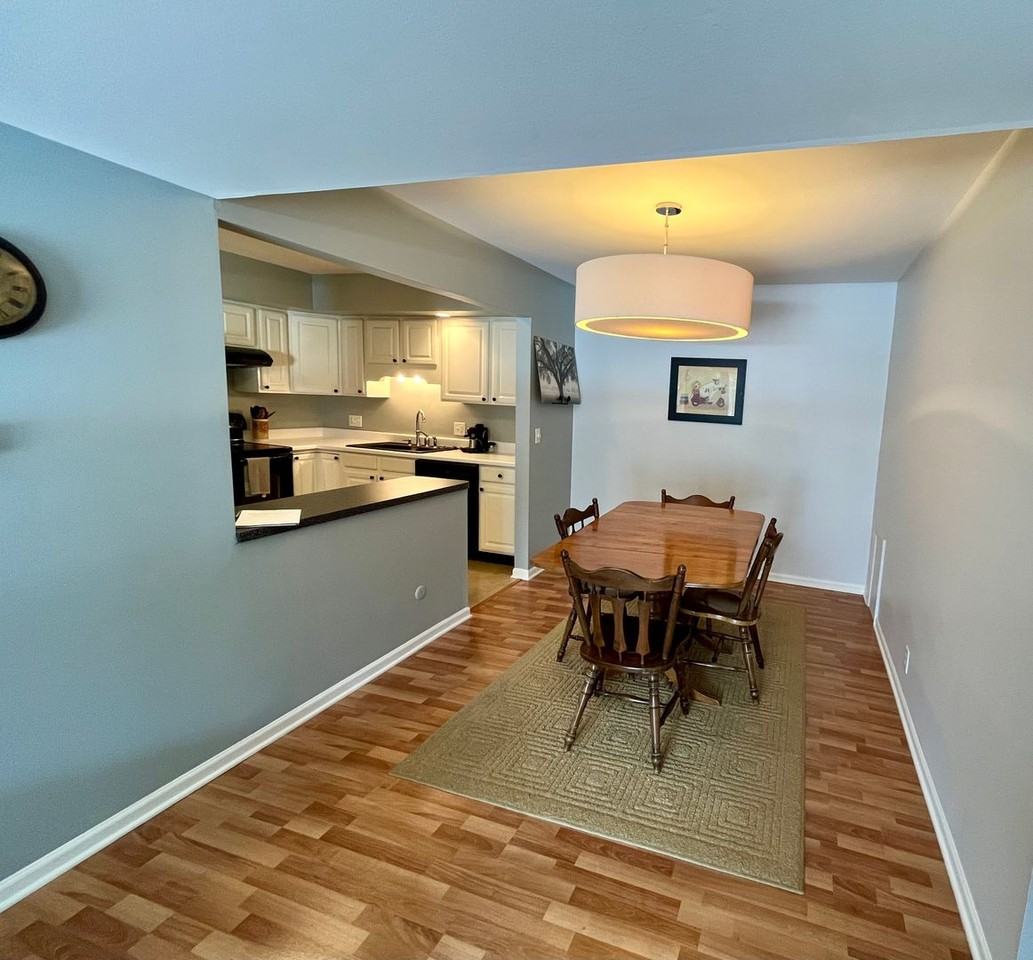 3622 Lakeshore Dr Apt G6 - Photo 4 of 13