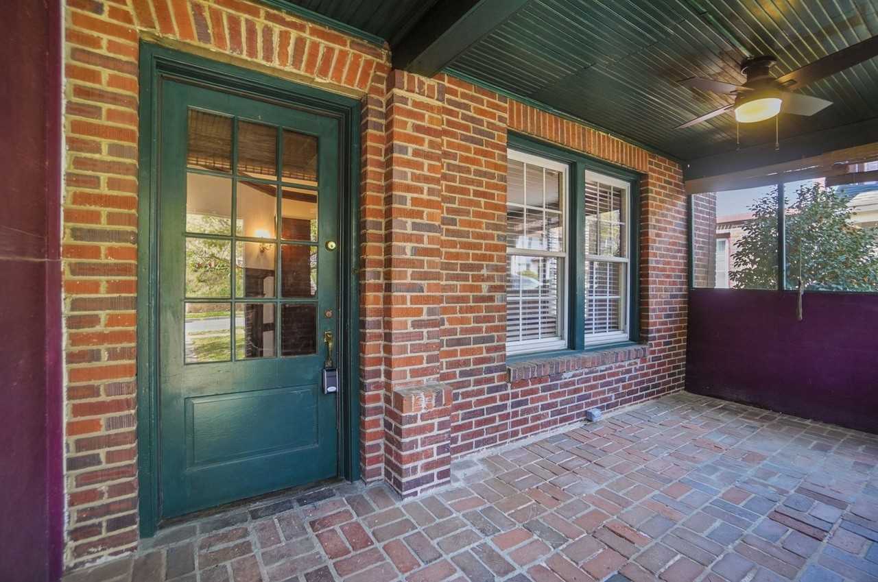 2120 Kirkwood Ave - Photo 5 of 27