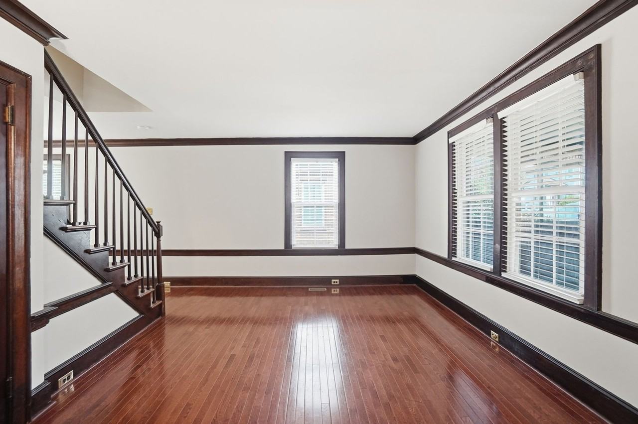 2120 Kirkwood Ave - Photo 7 of 27