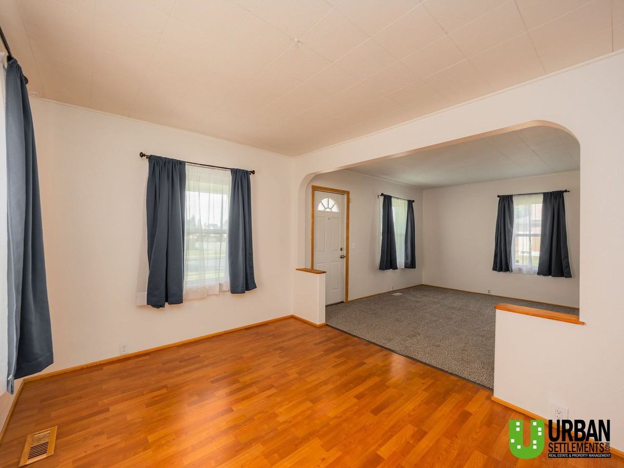 4428 N Washington St - Photo 4 of 23