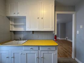 113 N. Hamilton (Rolling Lakes Yacht Club LLC) - Photo 1 of 1