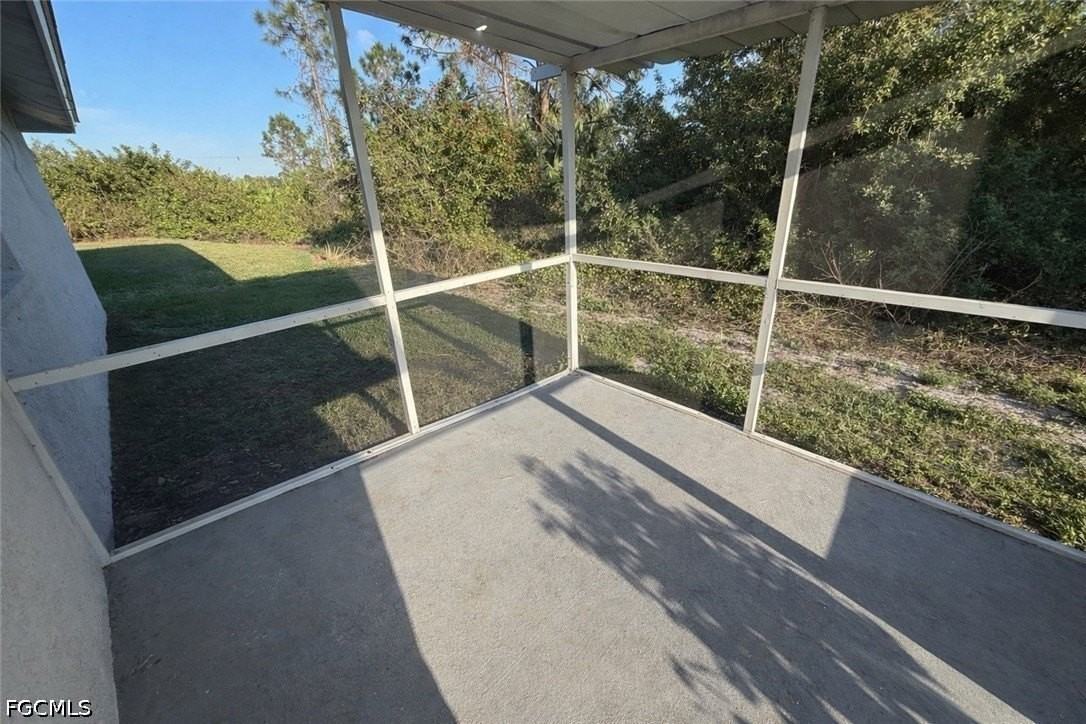 953 Eisenhower Blvd - Photo 6 of 9