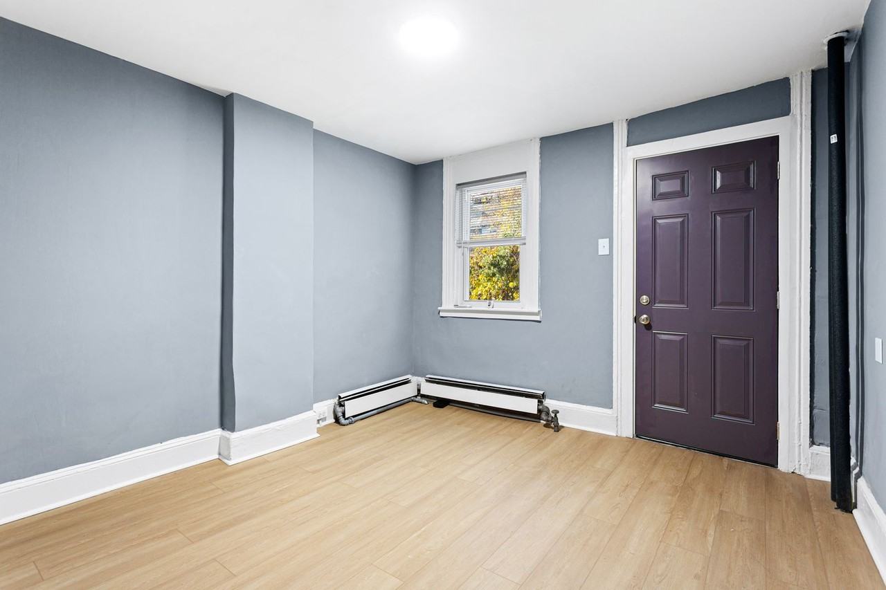 340 E Mechanic St - Photo 5 of 20