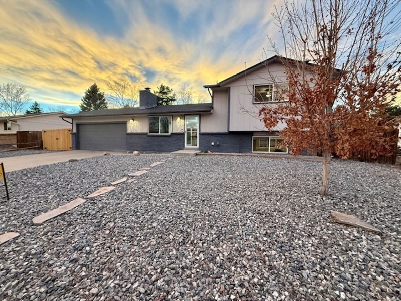 13285 Callisto Dr - Photo 3 of 39