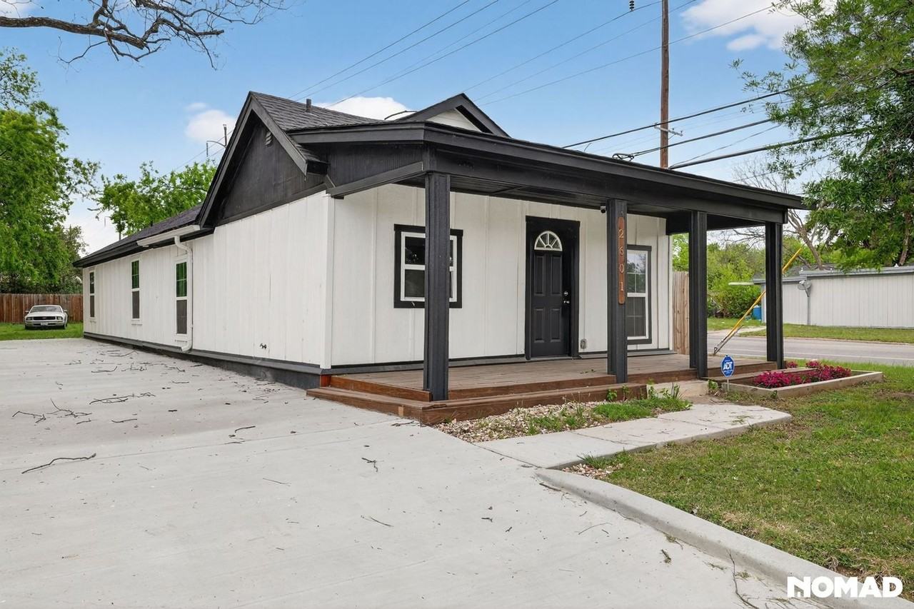 2601 Flint Ave - Photo 2 of 24