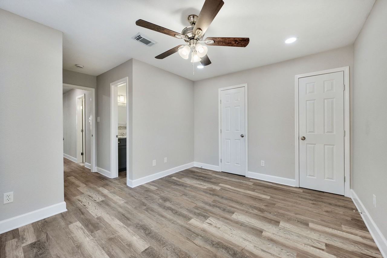 1005 Summer Court Circle - Photo 6 of 18