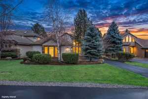 featured image of 61981 Fall Creek Loop