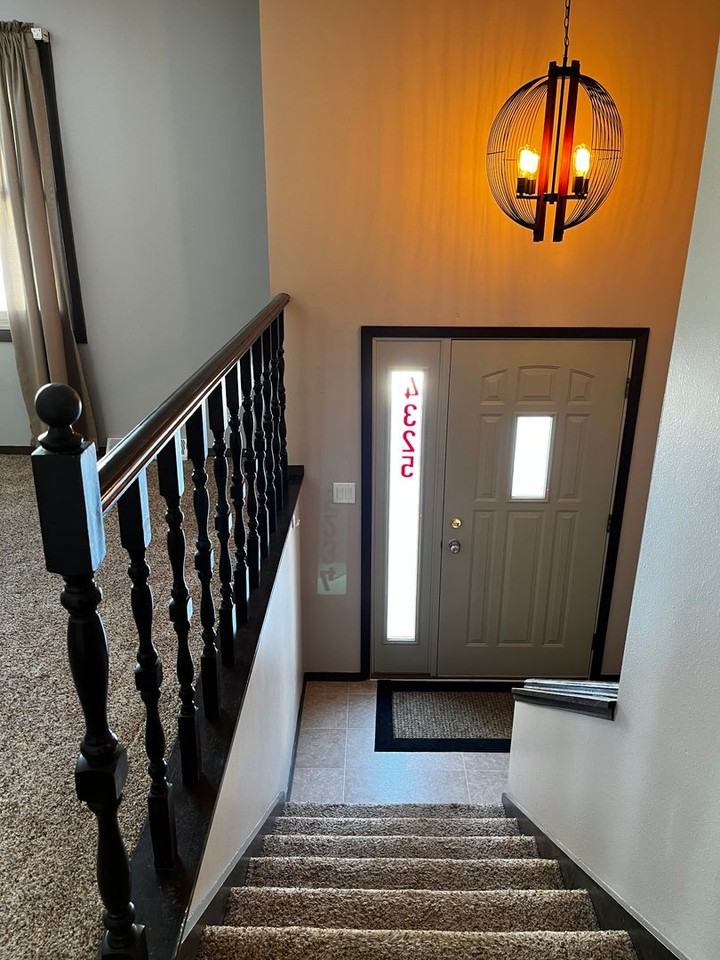 4325 S Ash Grove Ave - Photo 3 of 34