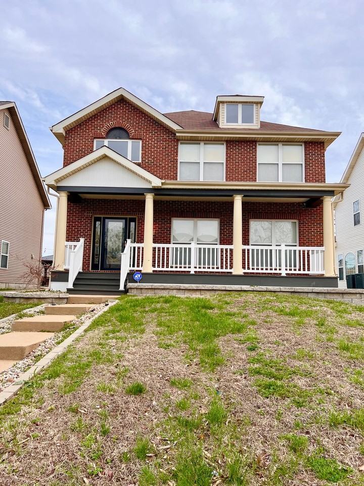 5873 Clemens Ave - Photo 2 of 32