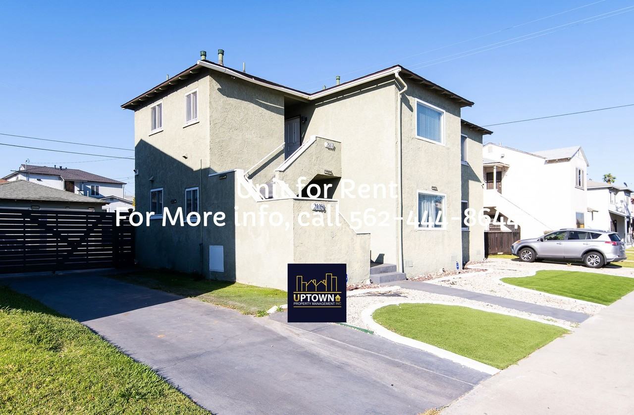 2115-2117 103rd Pl - Photo 2 of 2