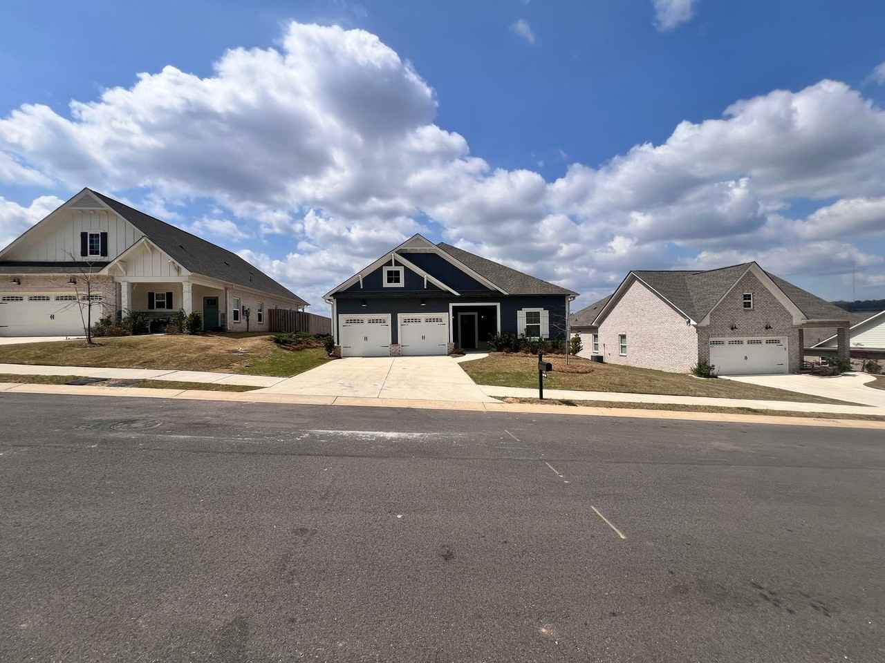 3970 Sydney Dr - Photo 2 of 18