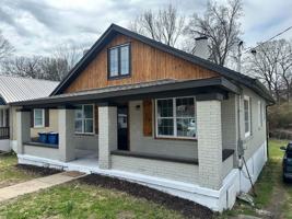 featured image of 1122 1122 E Dunkin Street