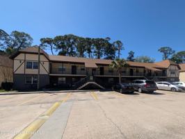 featured image of 3039 Sir Hamilton Cir #8