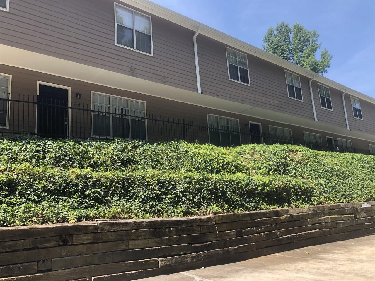 123 Jolly Ln #123JOLLYLN - Photo 2 of 18