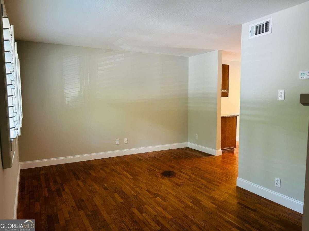 1600 Briarcliff Rd Ne Apt 1 - Photo 5 of 28