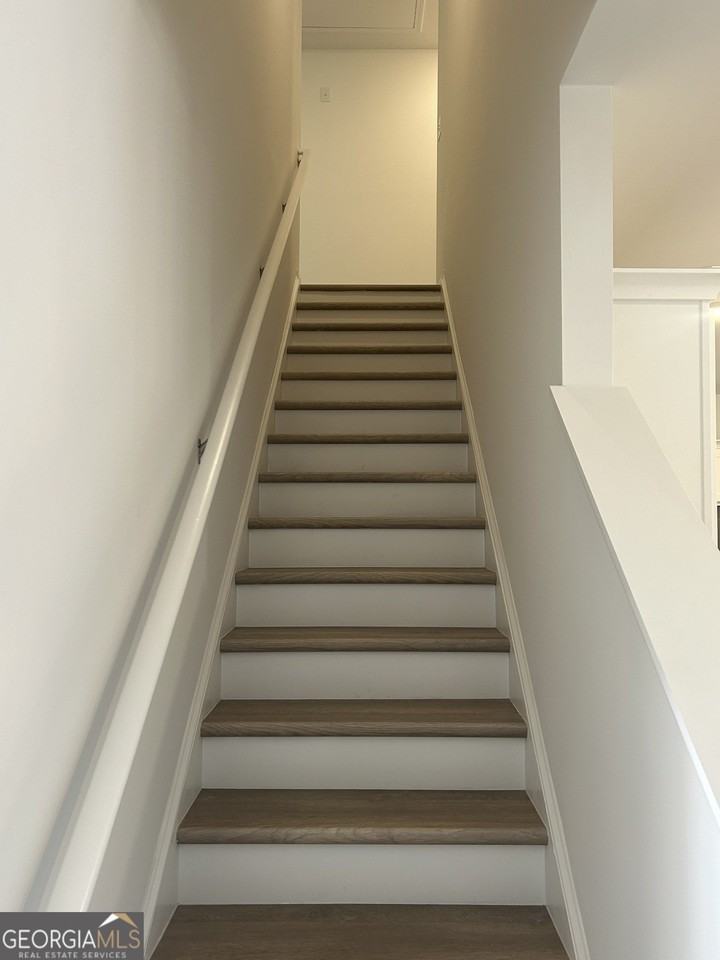 160 Vision St - Photo 6 of 11