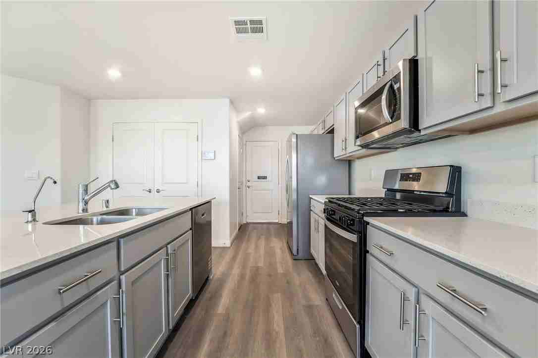 3426 La Cura Ave - Photo 7 of 22