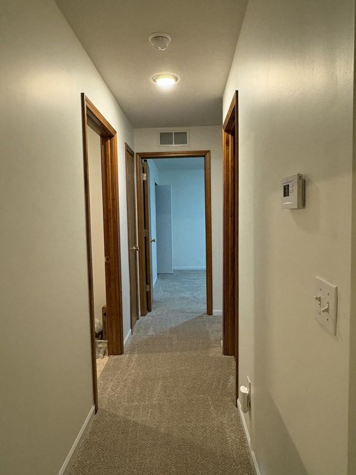 2536 Eagles Cir Unit 8 - Photo 7 of 13