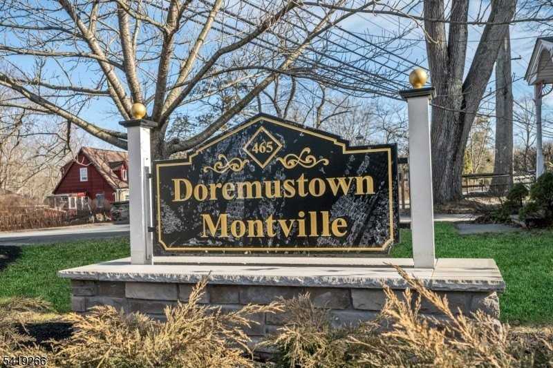 20 Encampment Ct203 - Photo 3 of 23