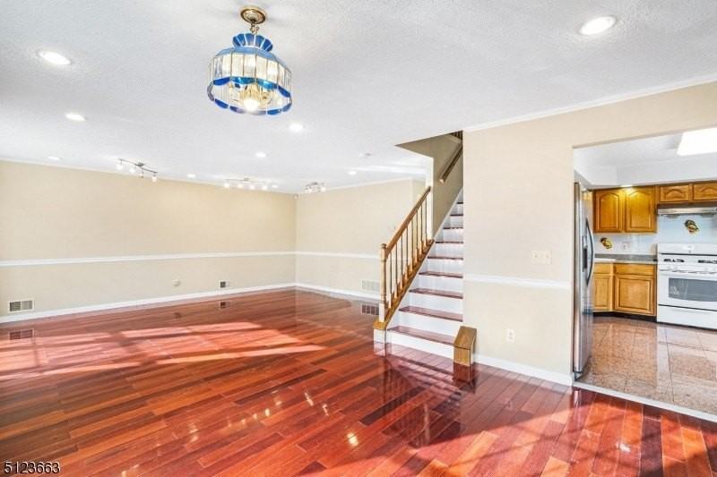 3406 French Dr - Photo 3 of 19