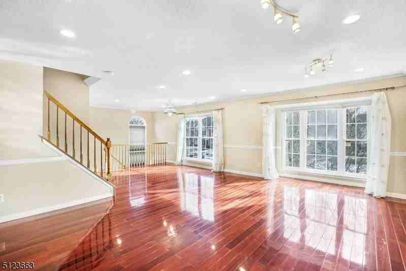 3406 French Dr - Photo 4 of 19