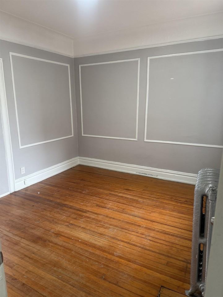 91 Jordan Ave - Photo 4 of 7