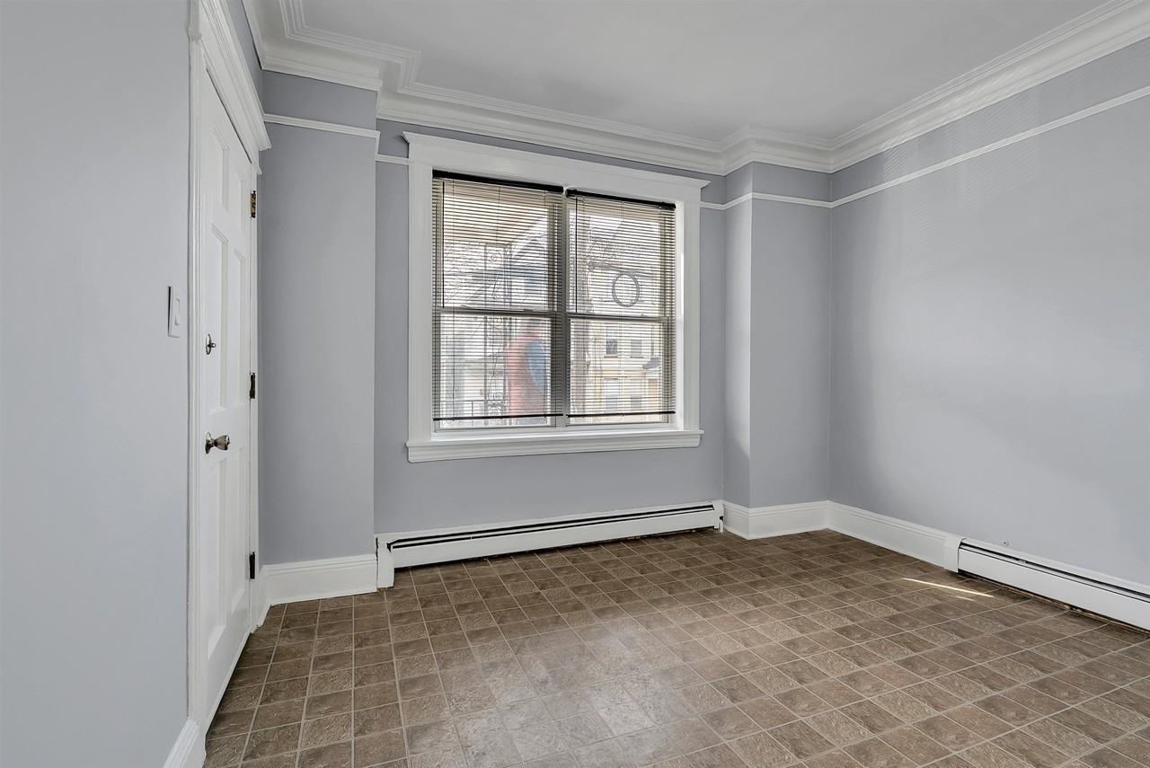 42 Greenville Ave #2 - Photo 5 of 25