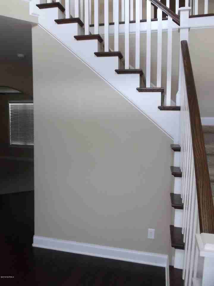 274 Sw Plantation Dr - Photo 2 of 47