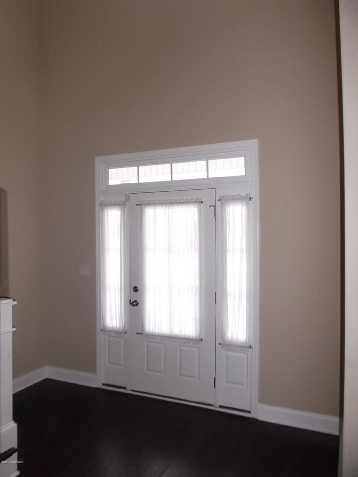 274 Sw Plantation Dr - Photo 3 of 47