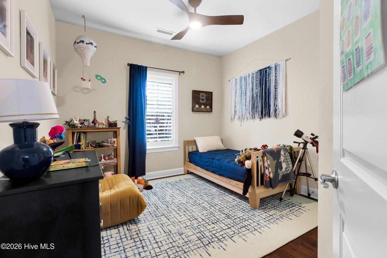 137 Shoreview Dr - Photo 5 of 36