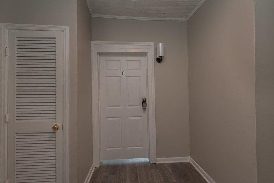 2158 Broad St Apt C - Photo 4 of 13