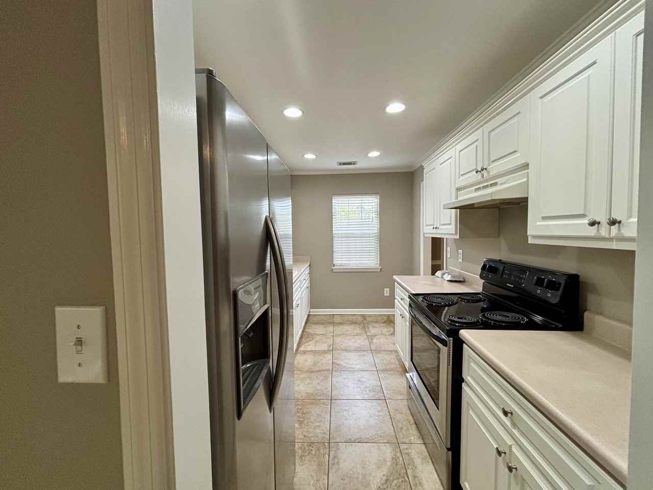 4396 Misty Cove Ct - Photo 4 of 13