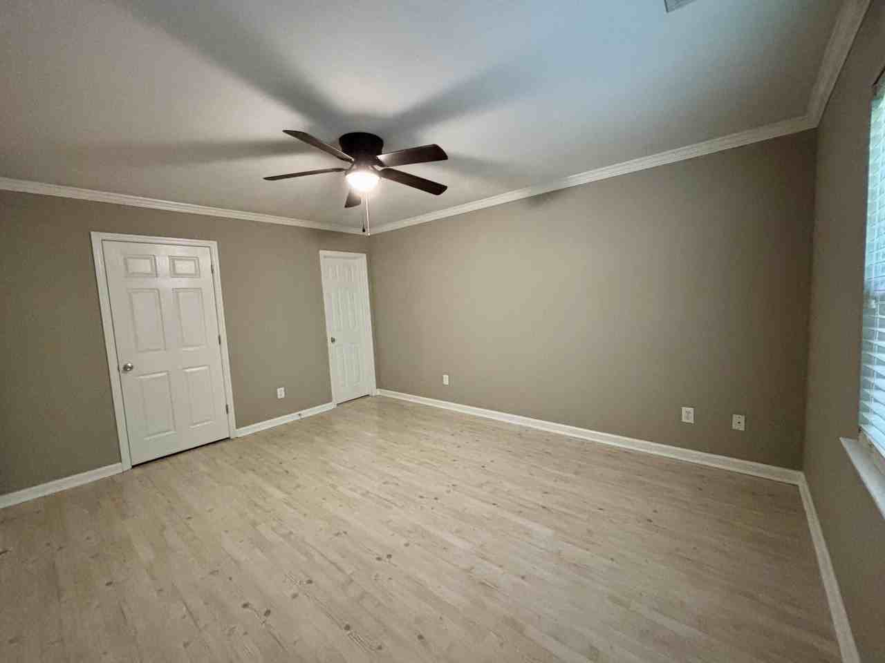 4396 Misty Cove Ct - Photo 7 of 13