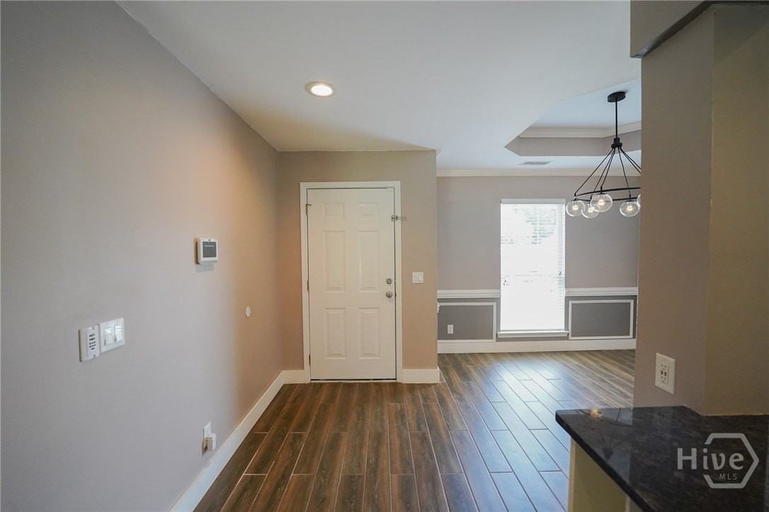 188 Reese Dr - Photo 2 of 36