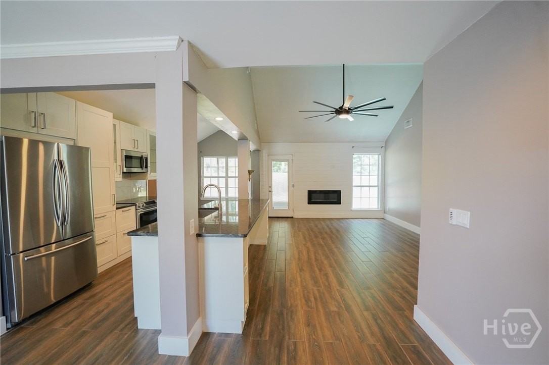 188 Reese Dr - Photo 6 of 36