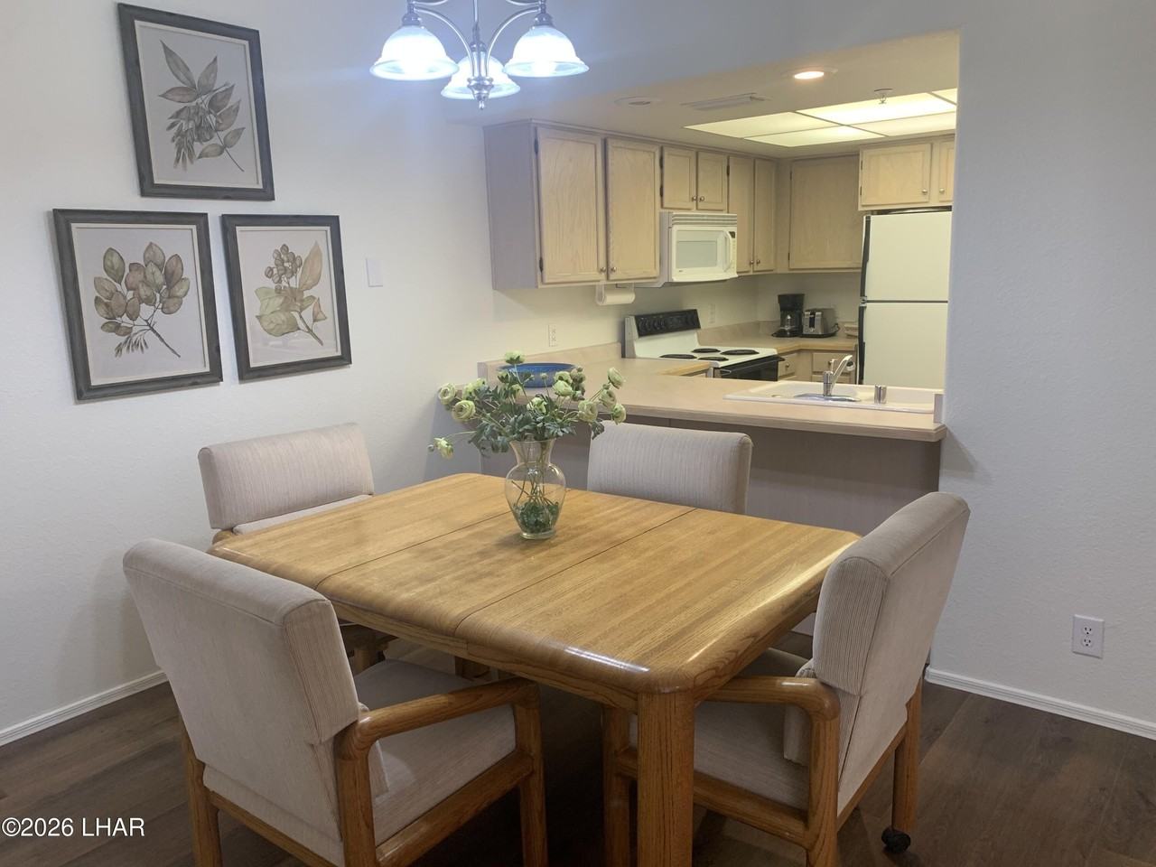 2095 Mesquite Ave Unit 29 - Photo 5 of 13