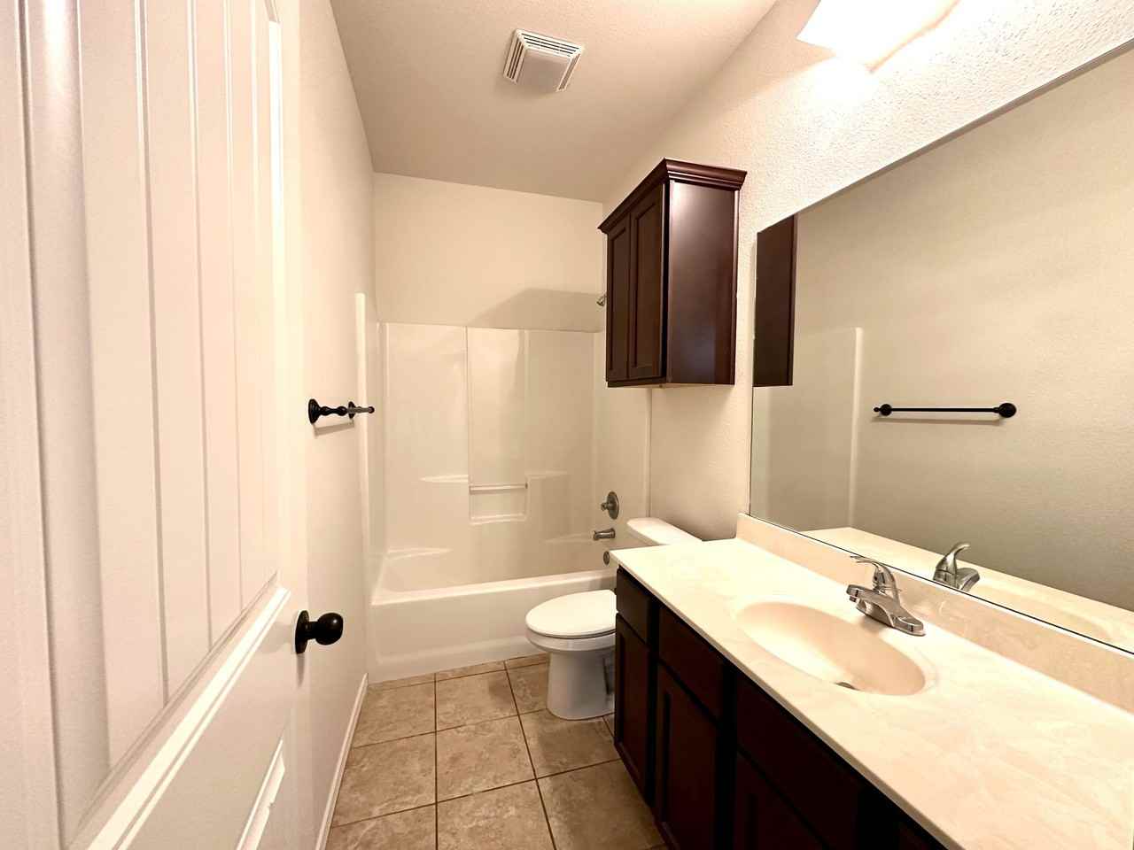 3114 112th St - Photo 6 of 9